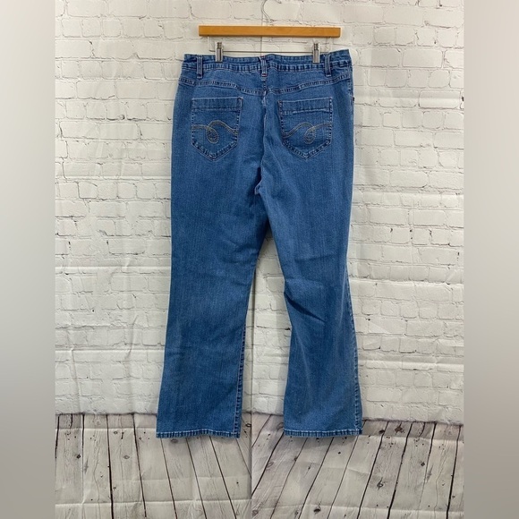 Smiths Womens Plus Size 18 Bootcut Jeans Medium Wash High Rise Pants - Picture 3 of 4